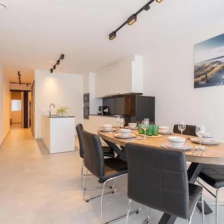 Pier With Seaview & Balcony By Interhome Apartamento Blankenberge