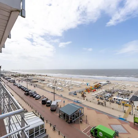 Pier With Seaview & Balcony By Interhome