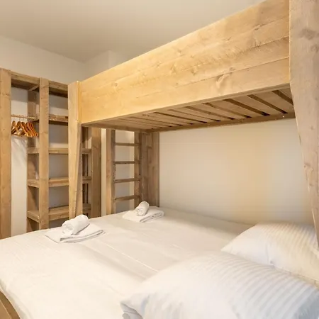 Apartamento Pier With Seaview & Balcony By Interhome